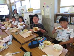 4年生七夕セレクト給食
