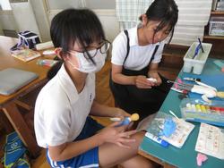 6年生図工の授業
