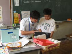 3年生通知表手渡し