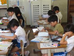 3年生通知表手渡し