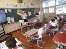 1年生学級活動の様子