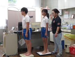発育測定の様子