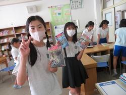 業間休みの図書室