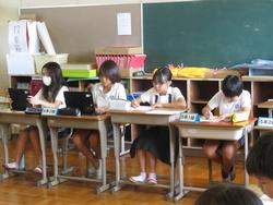 代表委員会の様子