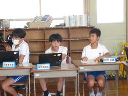 代表委員会の様子