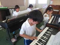1年生音楽の授業