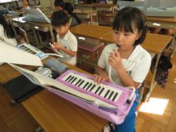 2年生音楽の授業