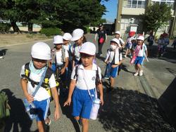1年生学校出発！