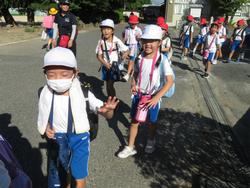 1年生学校出発！