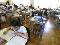4年生国語の授業（自習）