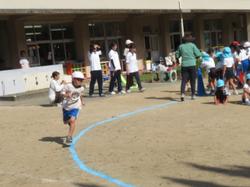1年生 幼稚園との交流遊び