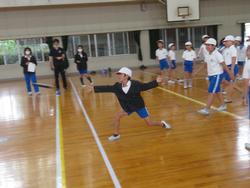 紅白対抗ドッジビー大会（4年生）