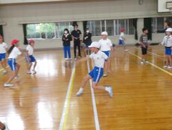 紅白対抗ドッジビー大会（4年生）