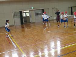 紅白対抗ドッジビー大会（4年生）