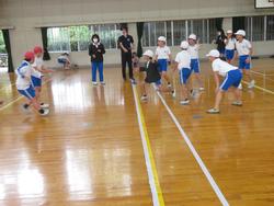 紅白対抗ドッジビー大会（4年生）