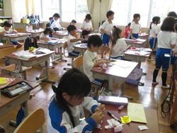 1年生図工の授業