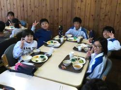 朝食の様子