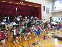 6年生音楽会の練習