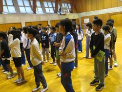 5日目朝のつどいの様子