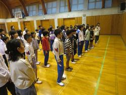 5日目朝のつどいの様子