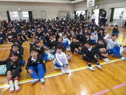 開会直前の様子