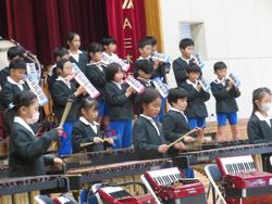 音楽会3年生の演奏