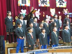 音楽会4年生の演奏
