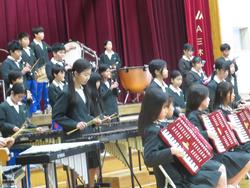 音楽会6年生の演奏