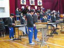 音楽会6年生の演奏