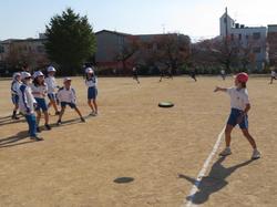 紅白対抗ドッジビー大会（3年生）