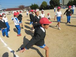 紅白対抗ドッジビー大会（3年生）