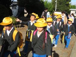 3年生校外学習 学校出発