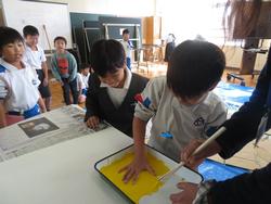 2年生手形作品づくり