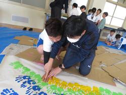2年生手形作品づくり