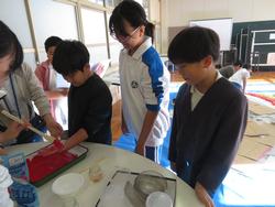 4年生手形作品づくり