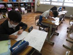 3年生校外学習新聞づくり