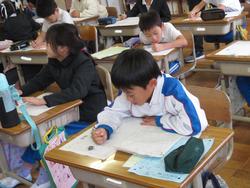 3年生校外学習新聞づくり