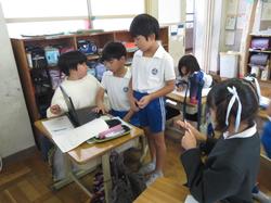 3年生校外学習新聞づくり