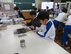 4年生理科の授業