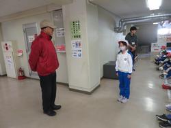 3年生花いっぱい運動の様子