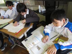 4年生社会の授業