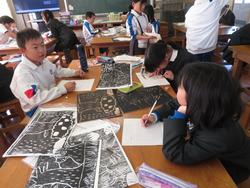 4年生図工の授業