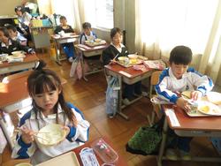 今年最後の給食