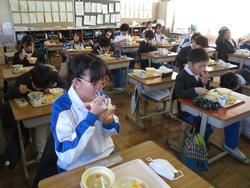 今年最後の給食