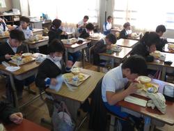 今年最後の給食