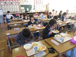 今年最後の給食