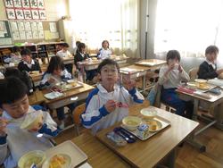 今年最後の給食