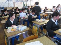 今年最後の給食