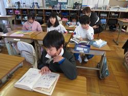 2年生読書の時間