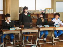 代表委員会の様子